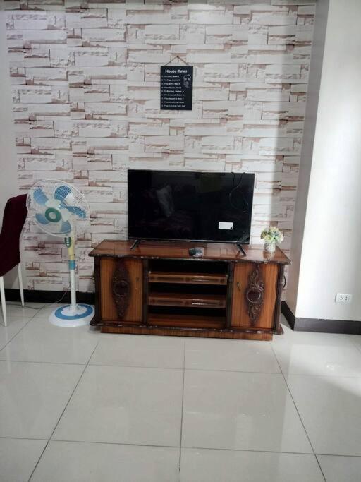 מנילה Cubao Manhattan Heights, Unit 8Bc Tower B, 1 Br מראה חיצוני תמונה