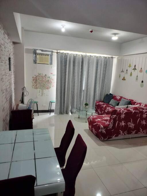 מנילה Cubao Manhattan Heights, Unit 8Bc Tower B, 1 Br מראה חיצוני תמונה