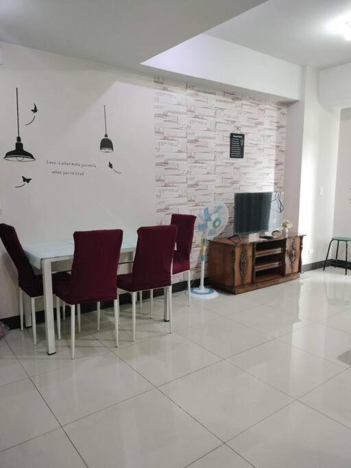 מנילה Cubao Manhattan Heights, Unit 8Bc Tower B, 1 Br מראה חיצוני תמונה
