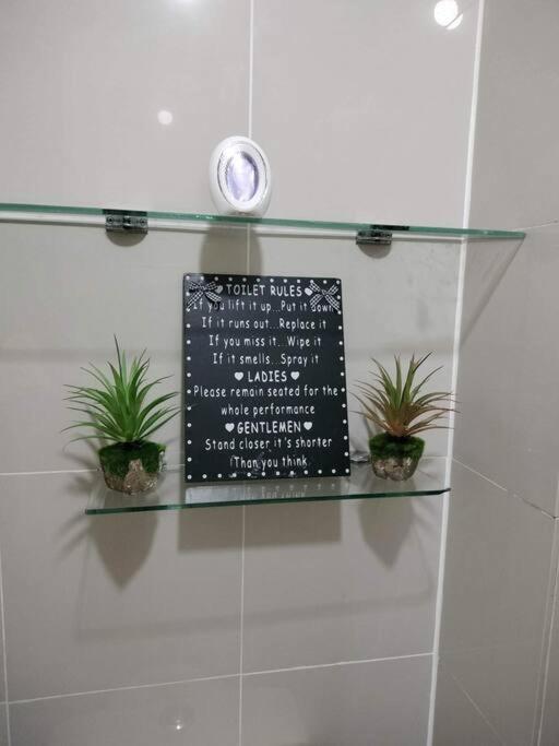 מנילה Cubao Manhattan Heights, Unit 8Bc Tower B, 1 Br מראה חיצוני תמונה