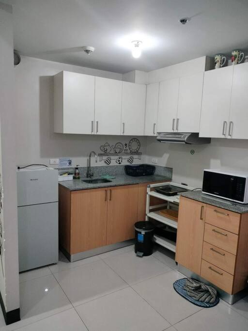 מנילה Cubao Manhattan Heights, Unit 8Bc Tower B, 1 Br מראה חיצוני תמונה
